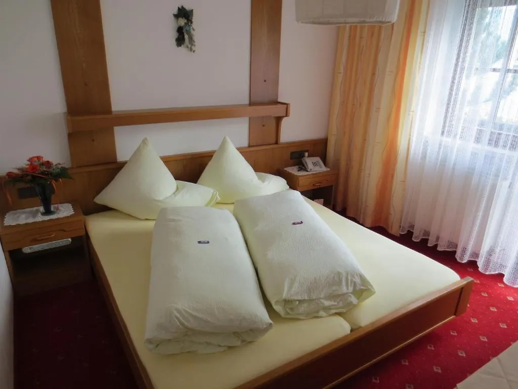 Hotel Alpenhaeusl Sölden