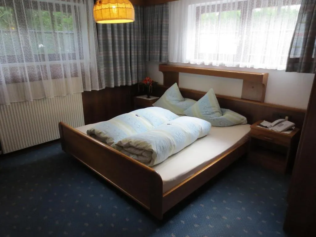 Hotel Alpenhaeusl Sölden Austria