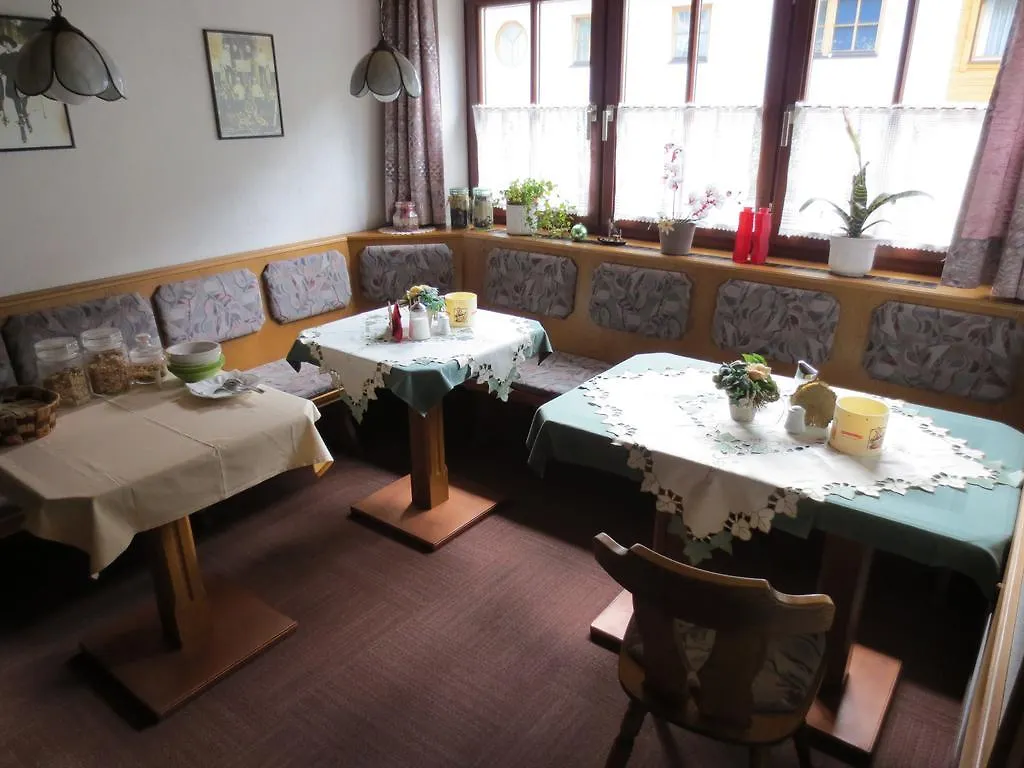 Affittacamere Hotel Alpenhaeusl Sölden